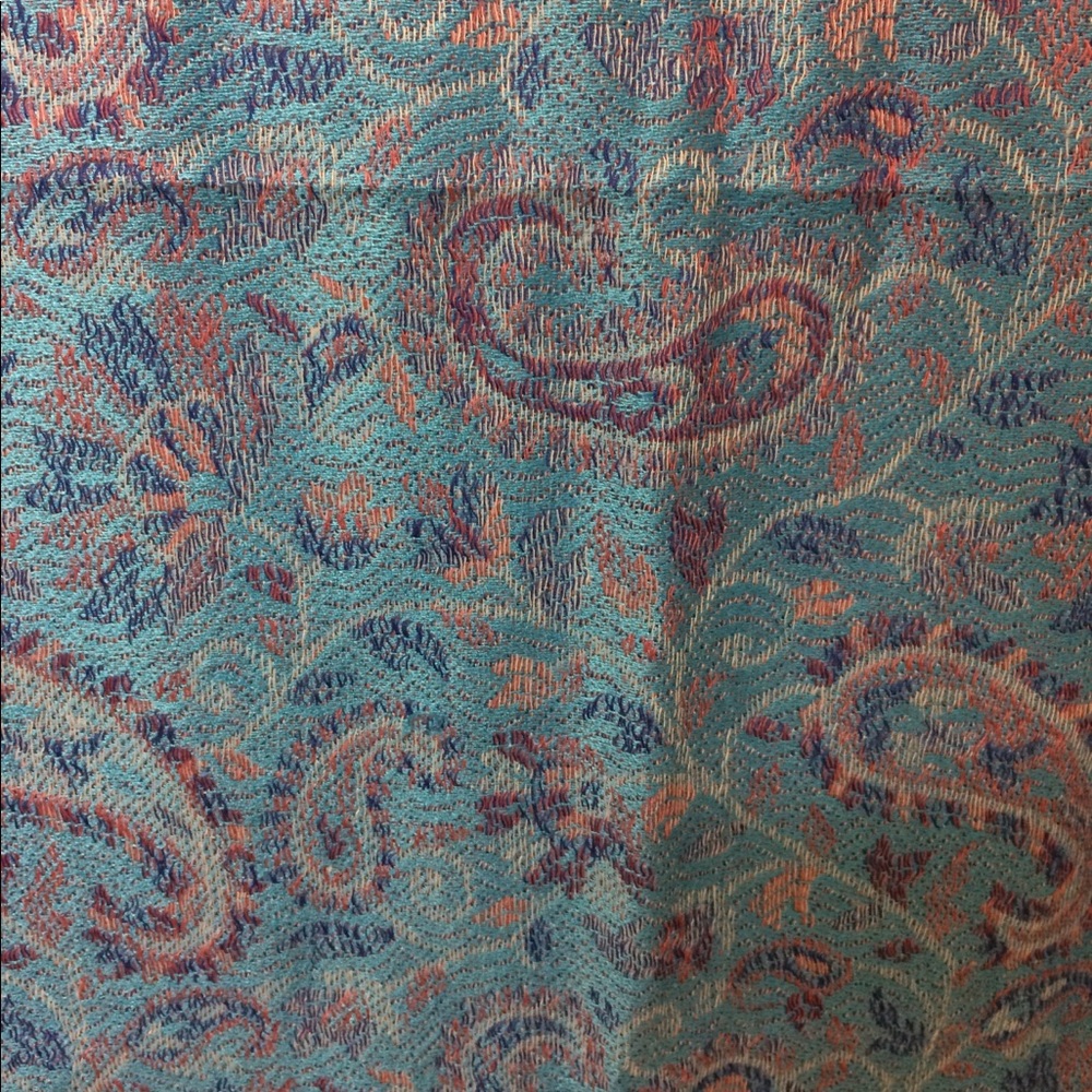 Scarf - Picture 2 of 3